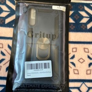 New in package.. Galaxy blue phone case